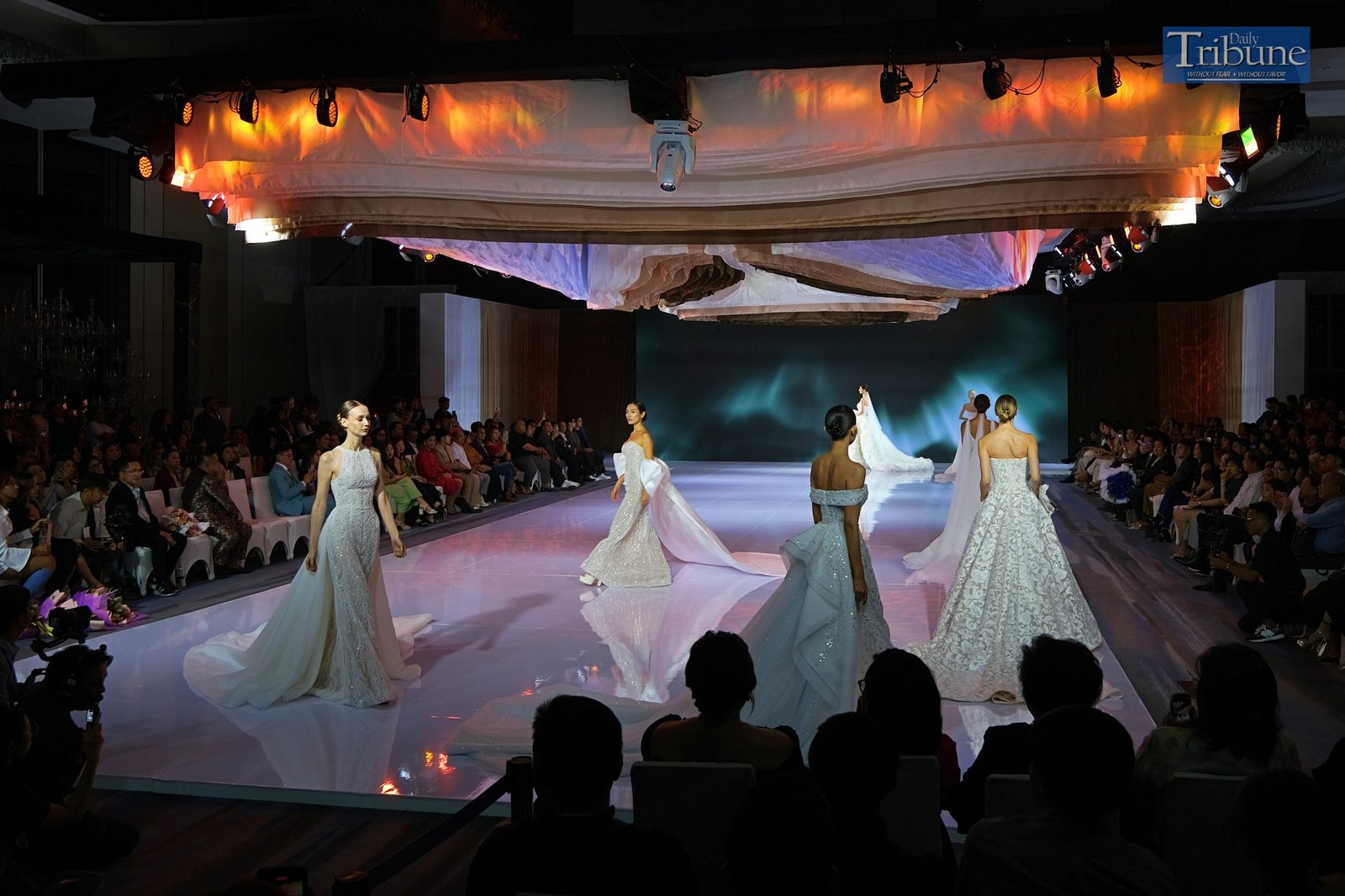 TRIBUNE-BRIDALFAIR